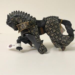 Papo 2007 Black Armoured Knight’s Horse Medieval Figurine